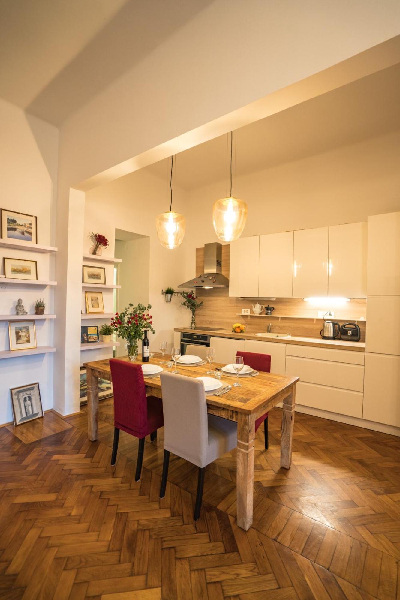 Apartman Iris Zagreb Exterior foto
